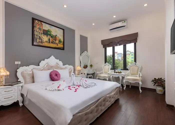Royal Airport Hotel - Convenient & Friendly