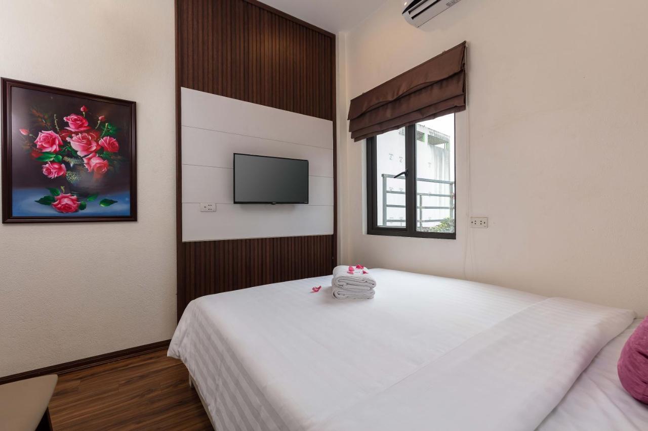 Royal Airport Hotel - Convenient & Friendly Hotel 2*